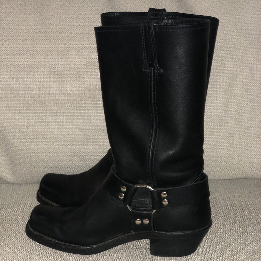Frye harness size 8.5